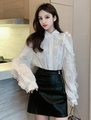 Moteriški modernūs nėriniuoti marškinėliai su klasikine apykakle