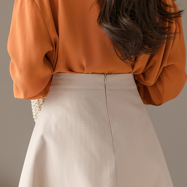 Moteriškas laisvalaikio sijono kirpimo modelis aukštu liemeniu