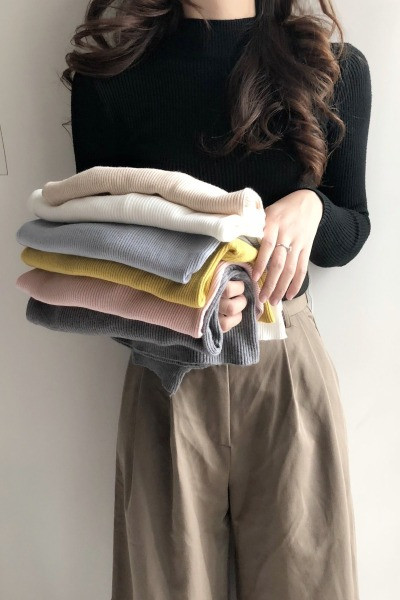 Naujo modelio spyruoklinė palaidinė su polo apykakle