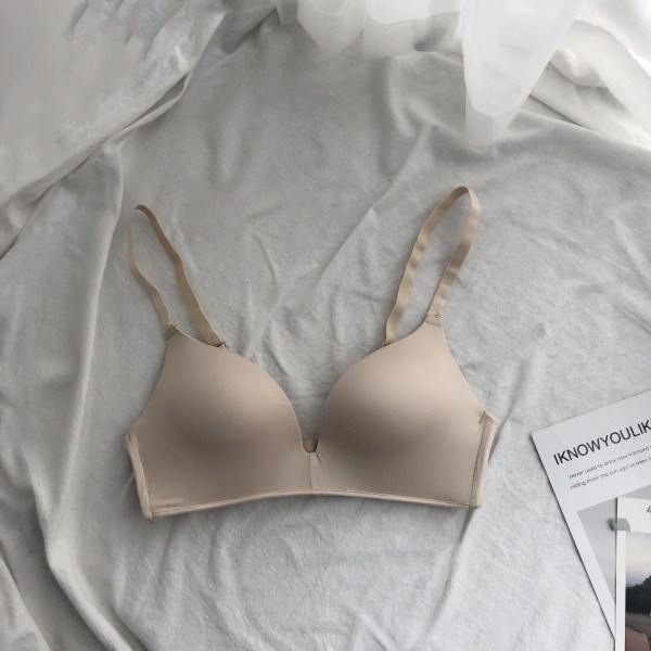 Jauna modeļa bezšuvju krūšturis ar trīsstūrveida kausu