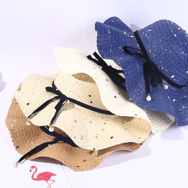 Laisva moteriška kepurė, tinkanti vasarai