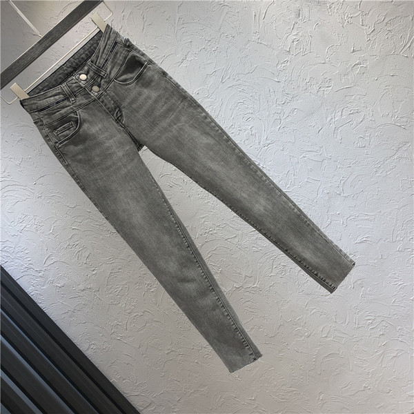 Modern női farmer szürke színben, magas derékkal