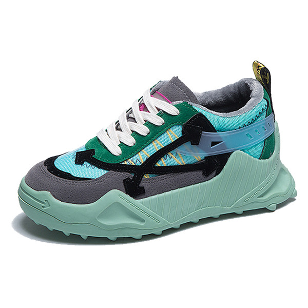 Őszre alkalmas női alkalmi tornacipő durva talppal