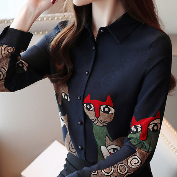 Modern női ing klasszikus gallérral és rátéttel