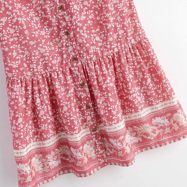 Jauna modeļa vasaras ikdienas kleita ar pogām