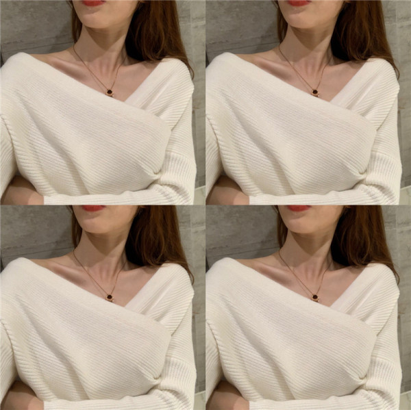 Sieviešu īsā blūze ar garām piedurknēm