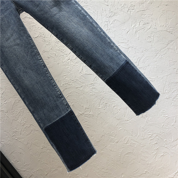 Ikdienas sieviešu džinsi ar augstu vidukli un jostu zilā krāsā