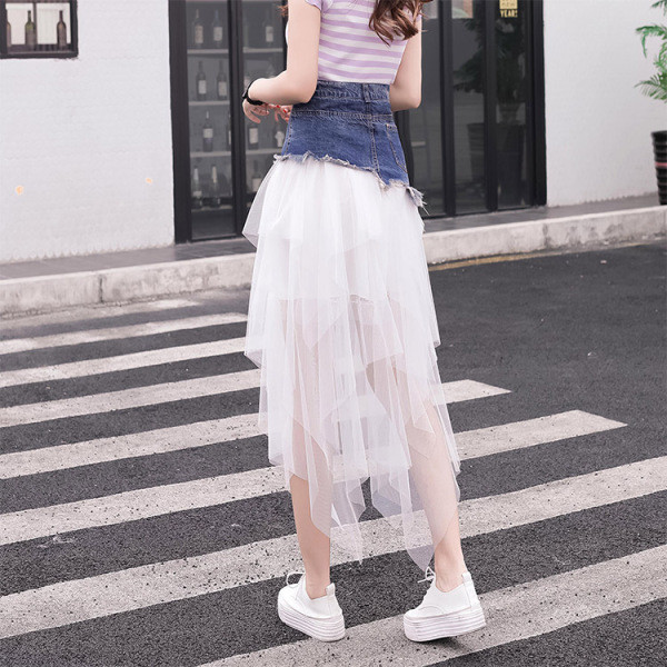 Női lezser farmerszoknya tülllel, magas derékkal