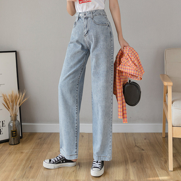 Široki model ženskih traperica visokog struka