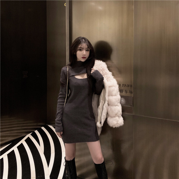 Naiste lühike pikkade varrukatega kleit liibuv mudel