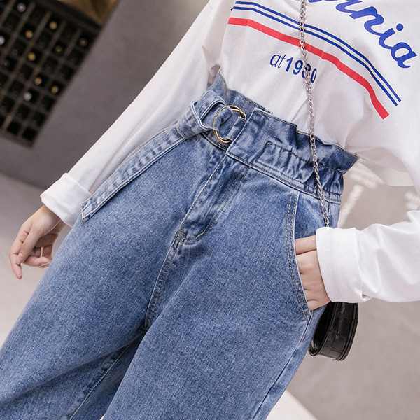 Blugi de dama cu talie inalta si model drept cu centura