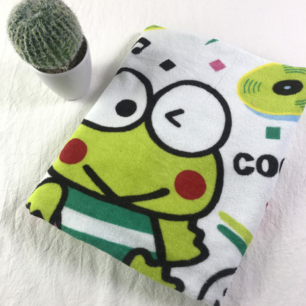 Vaikiškas paplūdimio rankšluostis su varlės aplikacijomis