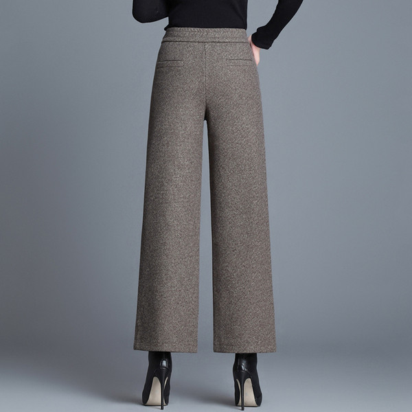 Modern női nadrág, magas derekú egyenes modellel