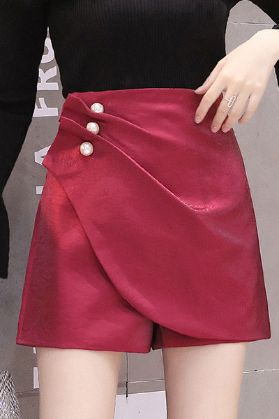 Sijonas-kelnės aukštu liemeniu ir dekoratyviniai perlai