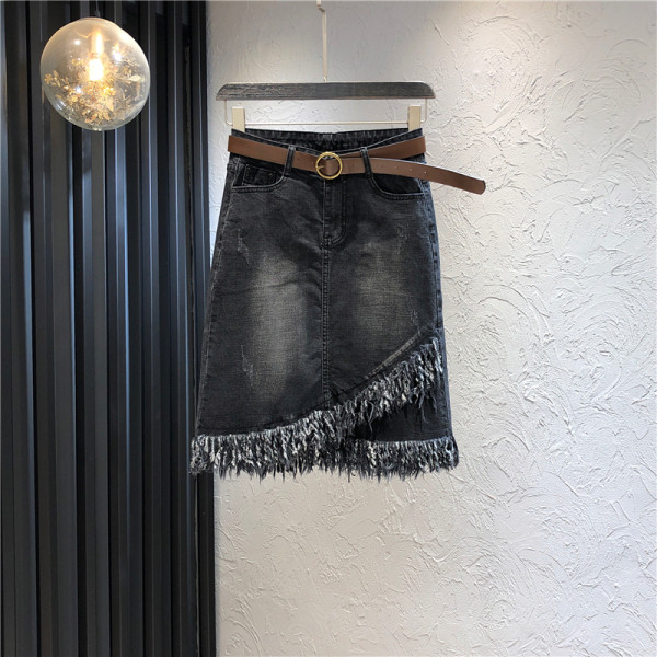 Ležerna ženska suknja sa visokim strukom i resama u crnoj boji