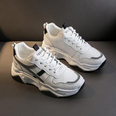 Sportiniai ir laisvalaikio moteriški sportbačiai spalvotais padais