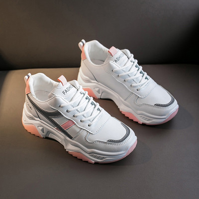 Sportiniai ir laisvalaikio moteriški sportbačiai spalvotais padais