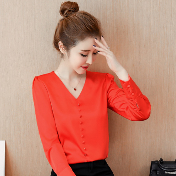 Cămașă elegantă de damă cu nasturi și decolteu spitz