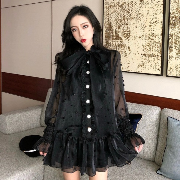 Retro sieviešu kleita ar apkakli ar lenti un pērlēm