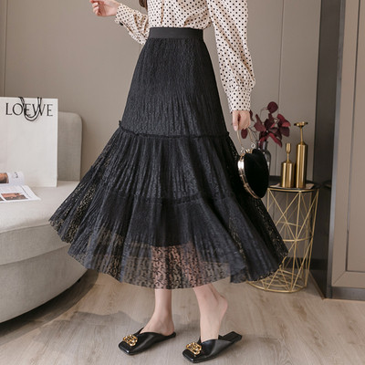 Moodne pitsiga naiste seelik – lõikega mudel