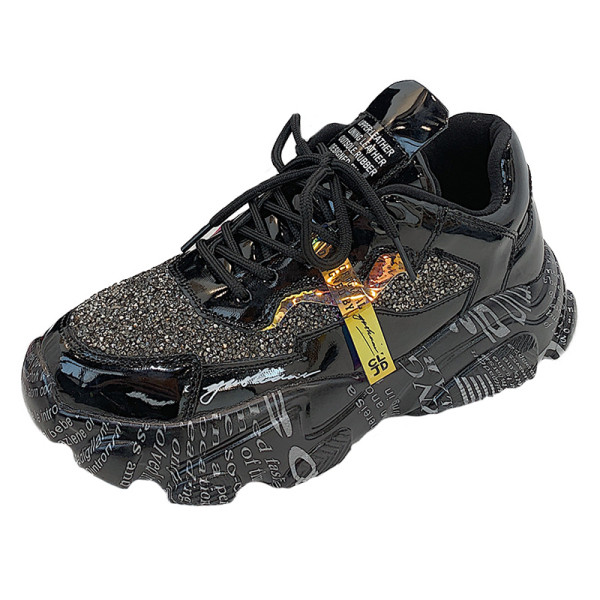 Särava efektiga naiste vabaaja tossud