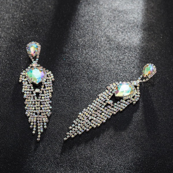 Stilīgi sieviešu piekaramie auskari ar krāsainu akmeni