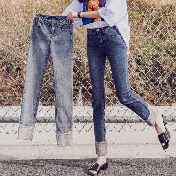 Aktuālie sieviešu džinsi ar kabatām-Slim modelis