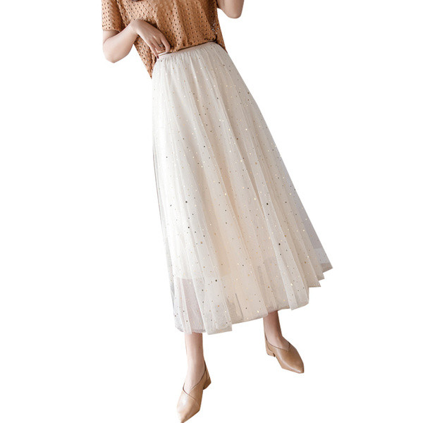 Modern női szoknya magas derékkal, tüllel és fényes hatású - szabású modellel