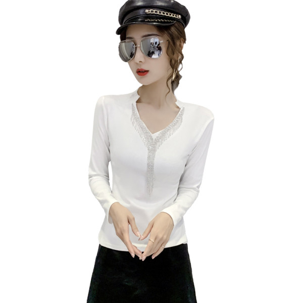 Šiuolaikinė moteriška palaidinė su akmenukais ir špico iškirpte