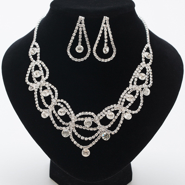 Elegants sieviešu sudraba un zelta kaklarotas un auskaru komplekts