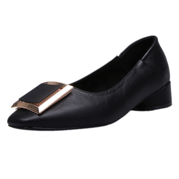 Lameda tallaga nahast naiste vabaajajalatsid