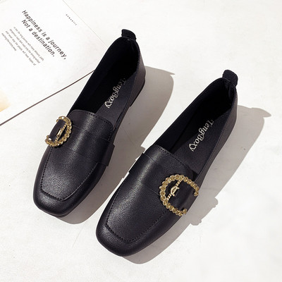 Ikdienas sieviešu apavi ar metāla sprādzi