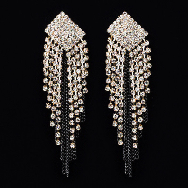 Elegáns női fülbevaló ezüst kövekkel