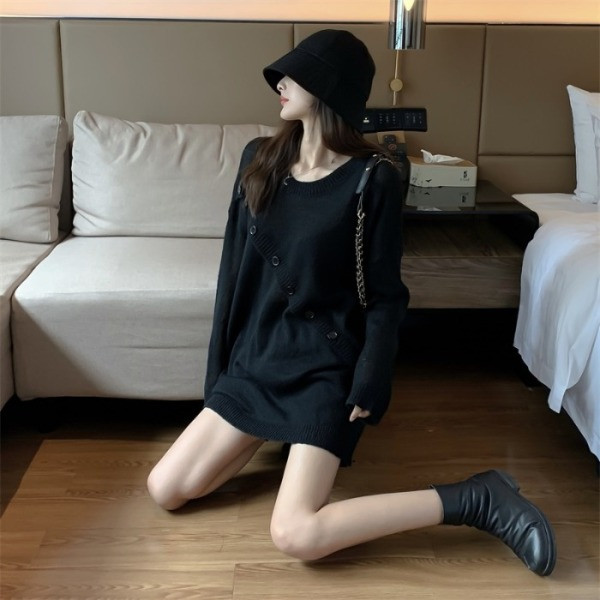 Широка дамска пролетна блуза с копчета 