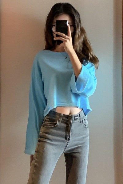 Ежедневна дамска блуза с овално деколте 