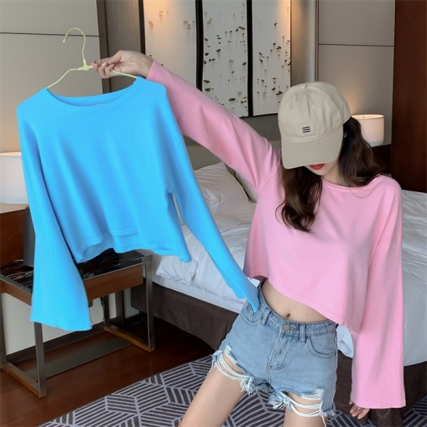 Ежедневна дамска блуза с овално деколте 