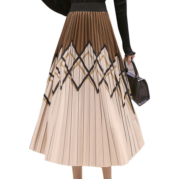 Kivágott modell hajtogatott női szoknya mintával