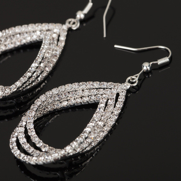 Stílusos női lógó fülbevaló ezüst és arany kövekkel