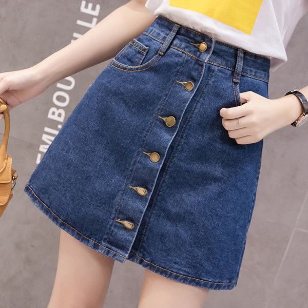 Модерна дамска къса дънкова пола с копчета 