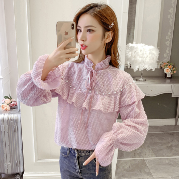 Cămașă elegantă de damă cu perle și guler jos