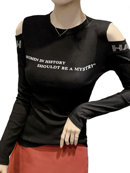 Ежедневна дамска блуза с голи рамене и надпис