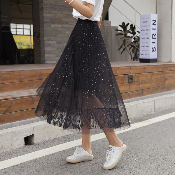 Модерна дамска пола с тюл и дантела -разкроен модел