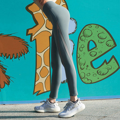 Спортен дамски клин с висока талия и прозрачни части