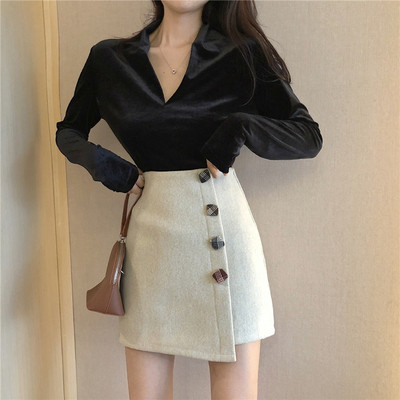 Fusta asimetrica de dama moderna cu talie inalta si nasturi