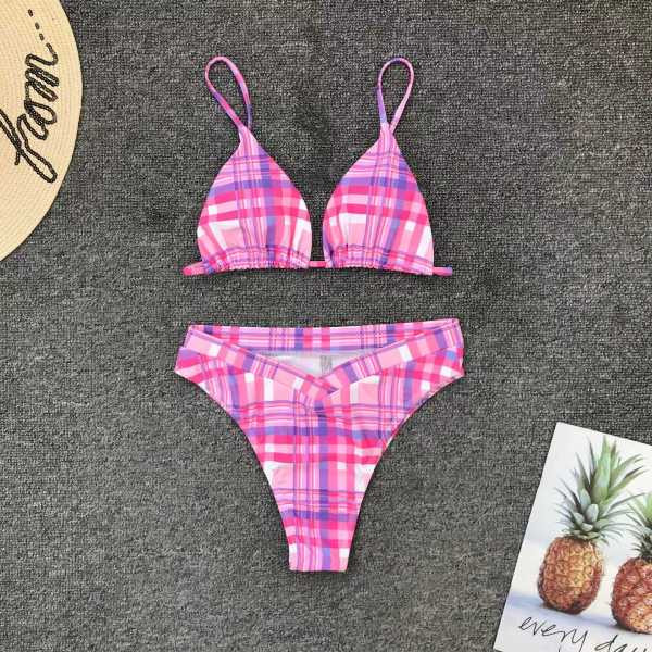 Kétrészes női fürdőruha magas derékkal és megkötővel