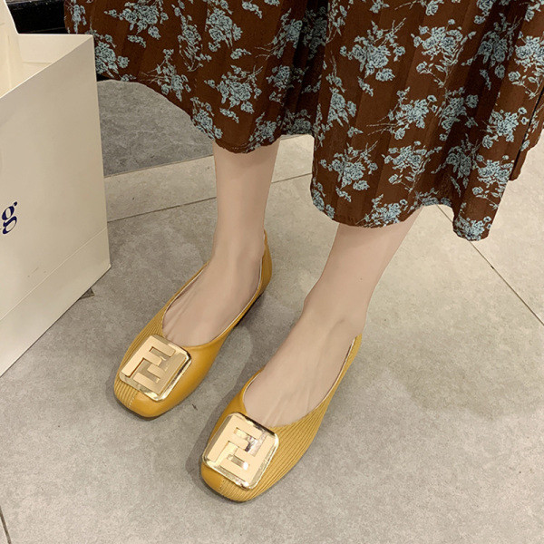 Laisvalaikio moteriški batai su metaline sagtimi ir plokščiu padu