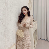 Elegáns női hosszú csipkeruha, hosszú ujjal