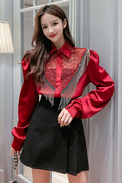 Cămașă modernă de damă cu guler și franjuri clasice