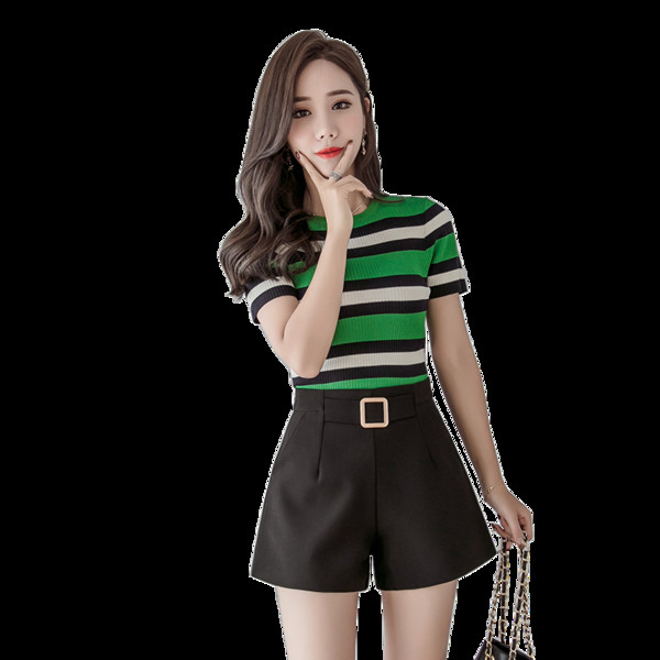 Elegantiški moteriški šortai su dirželiu