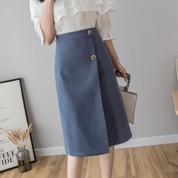 Fusta de dama model dreapta cu nasturi si talie inalta